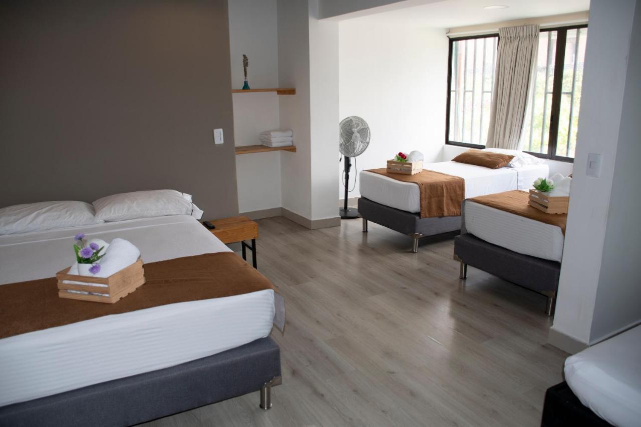 Hotel Boutique Plaza Медельин Экстерьер фото
