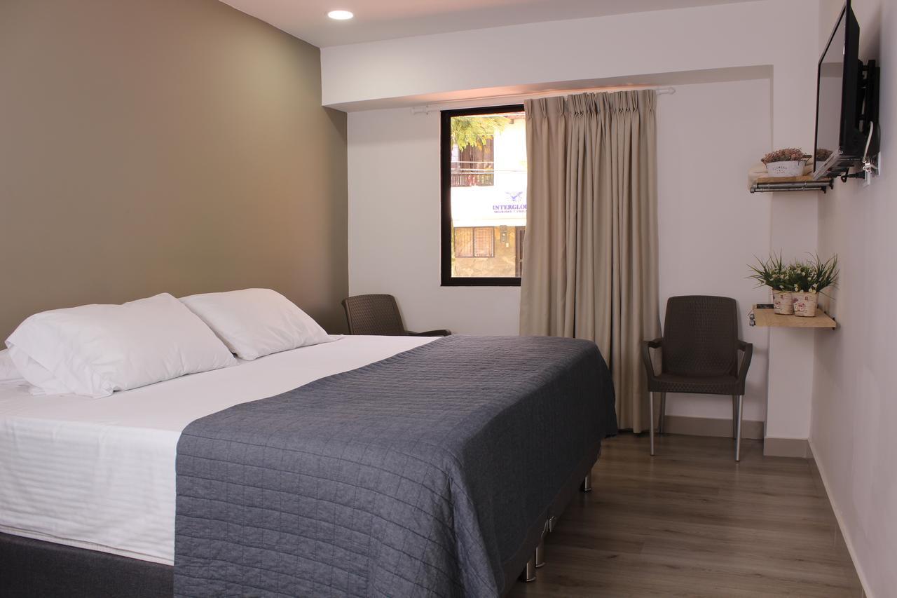 Hotel Boutique Plaza Медельин Экстерьер фото