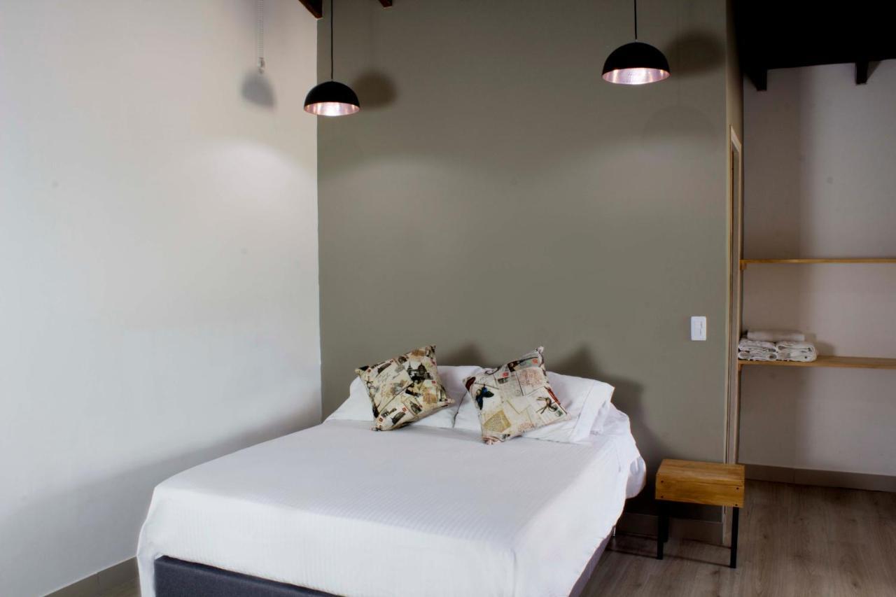 Hotel Boutique Plaza Медельин Экстерьер фото